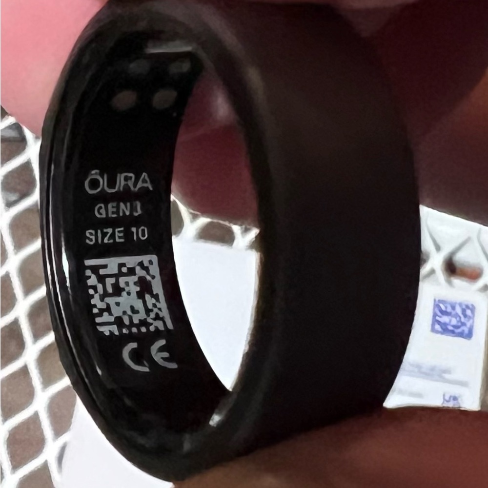 Oura Ring Gen3 Heritage Stealth US10